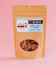Load image into Gallery viewer, Evie&#39;s Snacks. Roasted Pecan Snack Pouch. Sweet &amp; Salty Pecans
