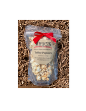 Load image into Gallery viewer, Mojo&#39;s Popcorn Company. Toffee Popcorn Snack Pouch 
