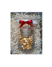 Load image into Gallery viewer, Mojo&#39;s Popcorn Company. Cheddar Toffee Popcorn Snack Pouch 
